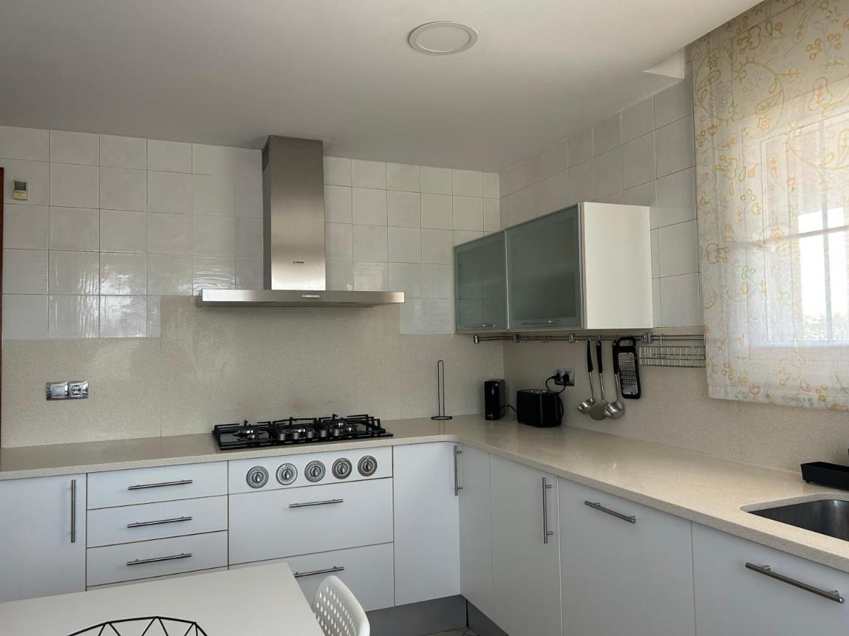 Piscina De Sal Barbacoa Wifi, Parking Gratis, 3 Min Pga Casa El Roble Villa Херона Екстериор снимка