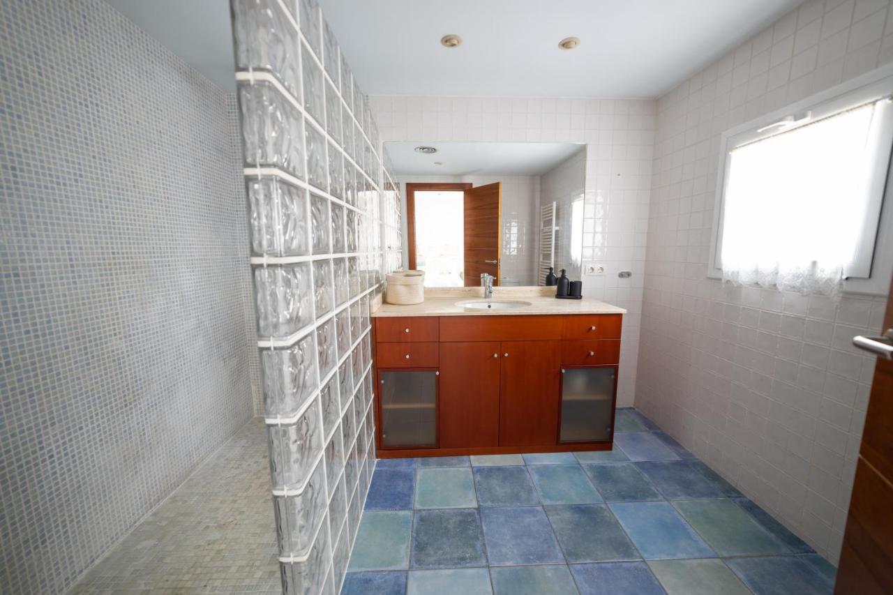 Piscina De Sal Barbacoa Wifi, Parking Gratis, 3 Min Pga Casa El Roble Villa Херона Екстериор снимка